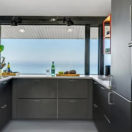 Beautiful Home In Asnaes With House Sea View *