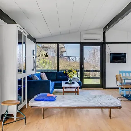 Beautiful Home In Asnaes With House Sea View * Asnæs