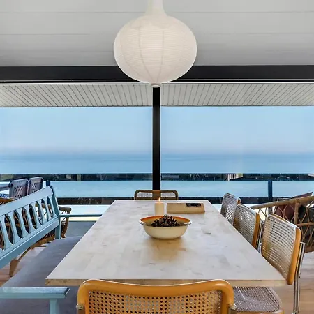 Beautiful In With House Sea View Feriehus